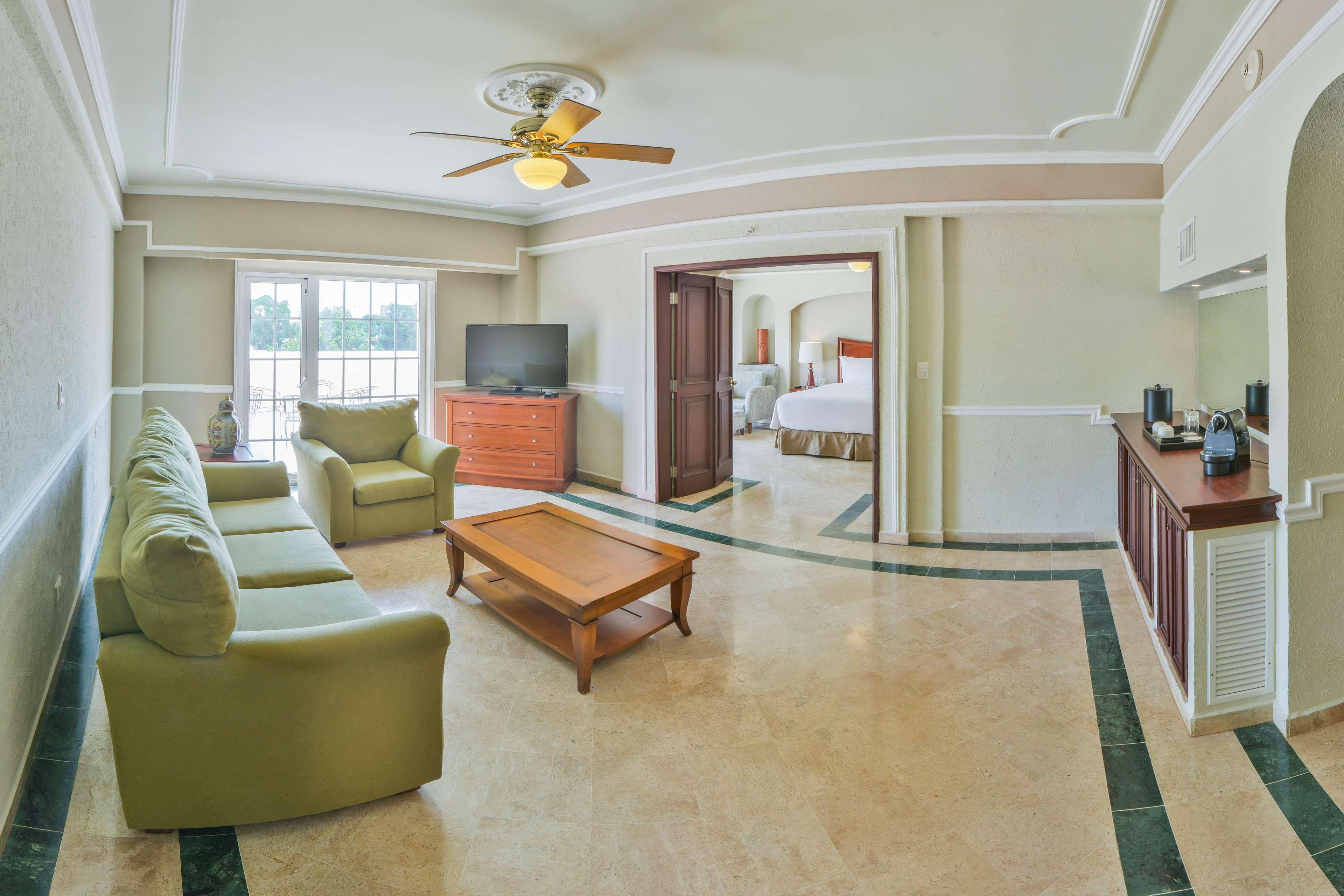 Villa Mercedes Curio Collection By Hilton ميريدا المظهر الخارجي الصورة