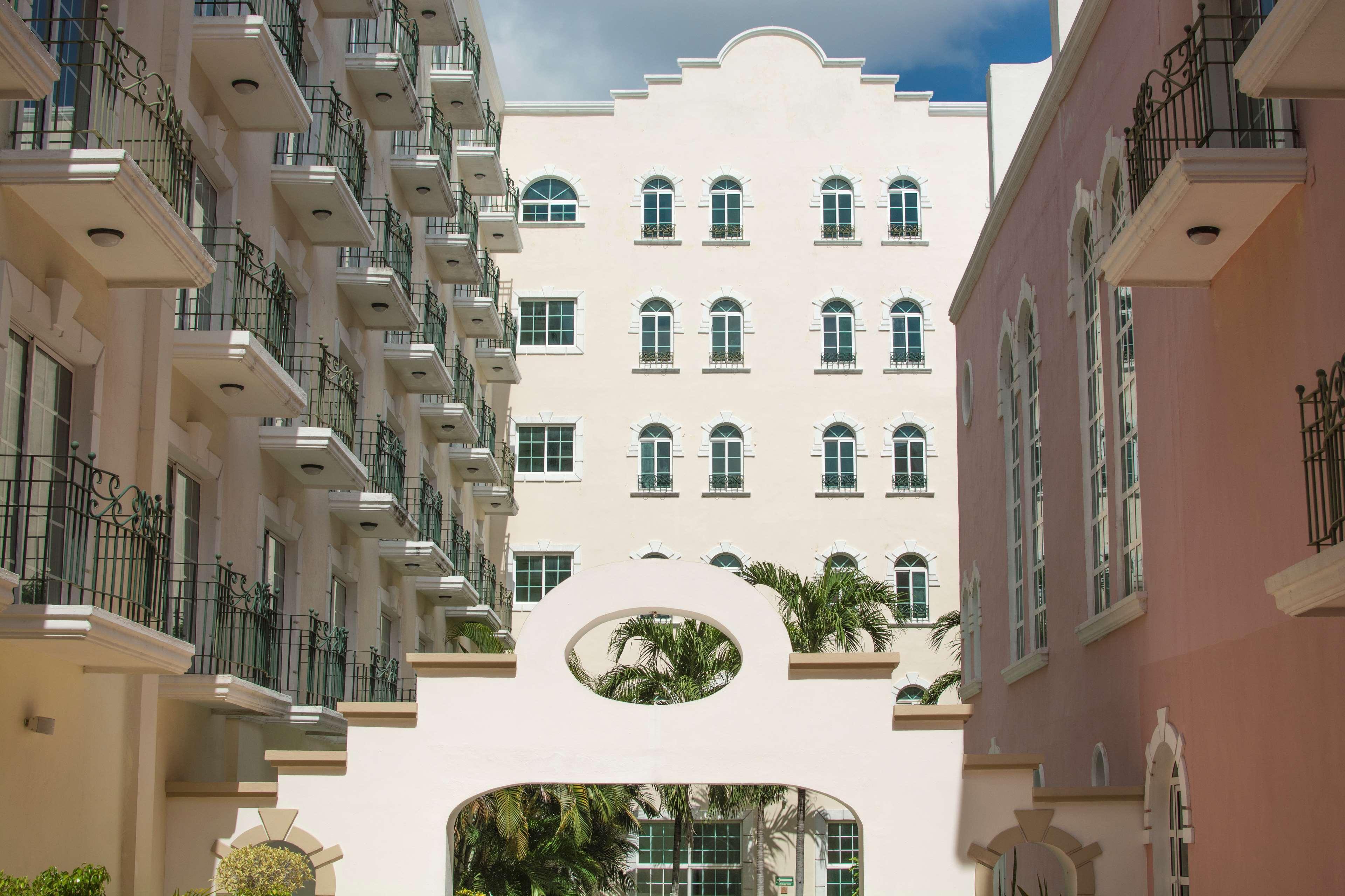 Villa Mercedes Curio Collection By Hilton ميريدا المظهر الخارجي الصورة
