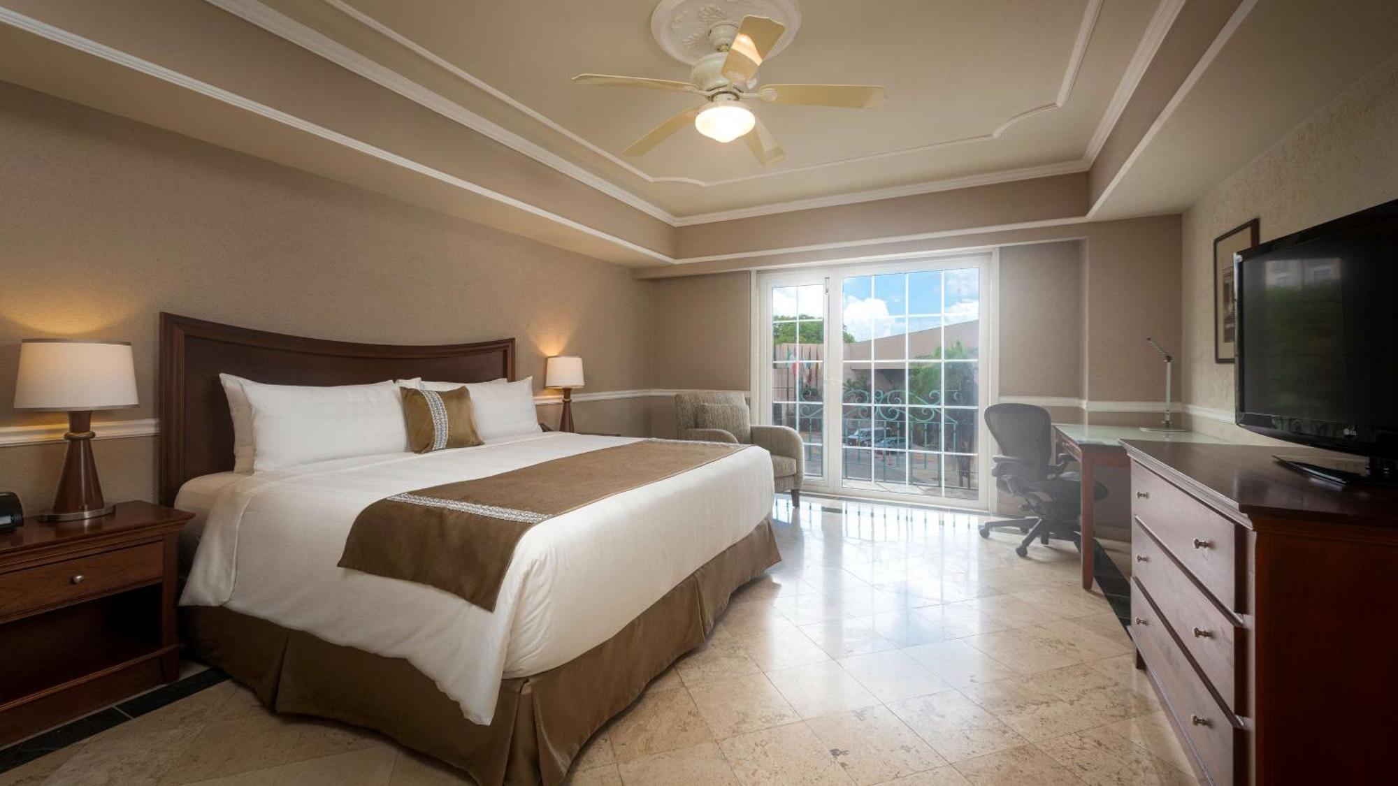 Villa Mercedes Curio Collection By Hilton ميريدا المظهر الخارجي الصورة